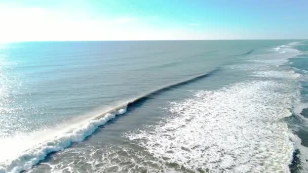 Ocean Bar Waves Beach South Shore Long Island Winter — стоковое видео
