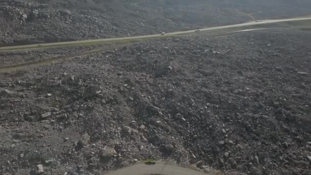 Aerial View Frank Slide Limestone Rubble — Vídeo de stock