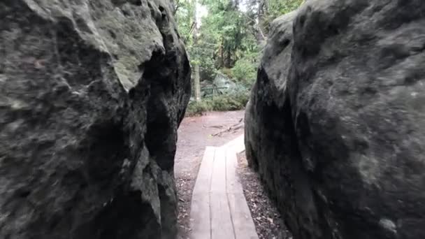 Walk Rock Blocks Bare Rocks High Mountains Rock Town Taken — Stok video