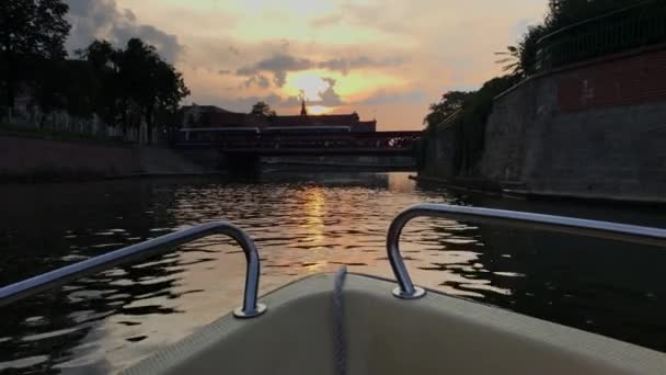 Boat Trip Oder Old City Wroclaw Taken Sunset Golden Hour — Vídeos de Stock