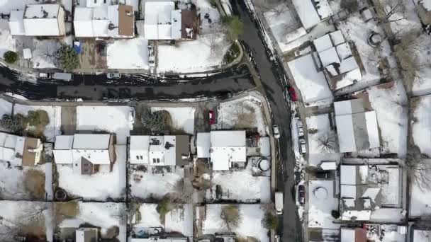 Drone Drone Ansicht Der Schneebedeckten Nachbarschaft — Stockvideo
