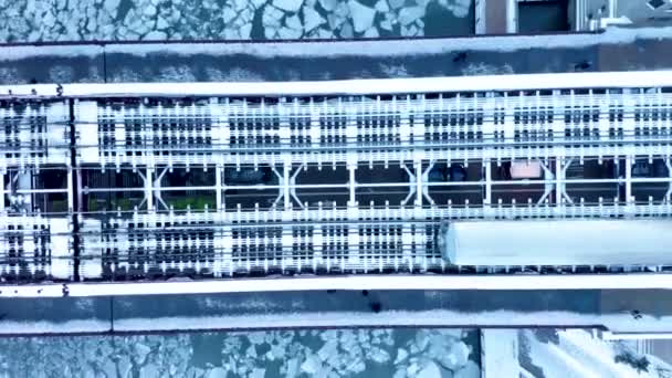 Aerial Footage Frozen Chicago River 2019 Polar Vortex — Wideo stockowe