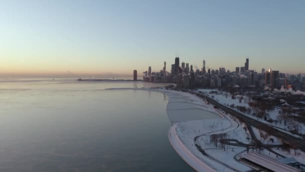 Aerial Footage Frozen Lake Michigan 2019 Polar Vortex Chicago Illinois — Stock Video
