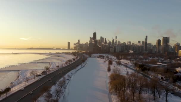 Aerial Footage Frozen Lake Michigan 2019 Polar Vortex Chicago Illinois — Stock video