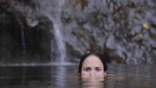 Beautiful Mysterious Woman Swimming Waterfall Head Half Submerged Pure Mountain — Stok Video
