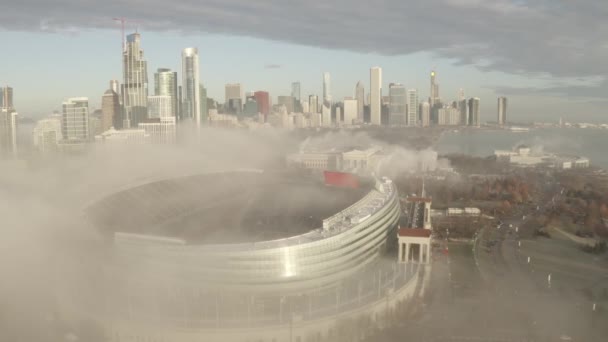 Foggy Soldier Field Hogar Los Osos Chicago — Vídeos de Stock