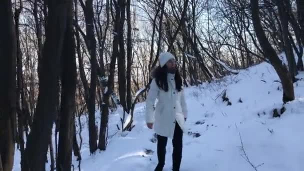 Lost Woman Walking Alone Snowy Mountain Winter Long Tracking Shot — Stock Video