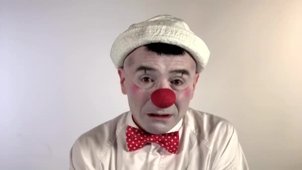 Emoji Clown Loudly Crying Face Mime Clown Wailing Streams Two — Stock Video