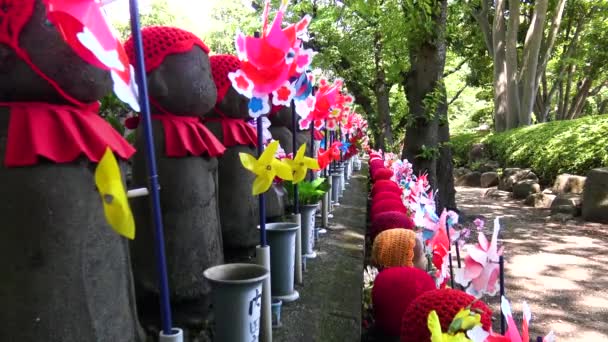 Senda Kosodate Jizo Zoon Kleine Beelden Van Jizo Boeddhistische God — Stockvideo