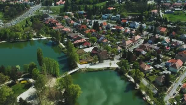 Imagens Drones Movimento Ascendente Lago Localizado Ilha Movimentada Central Dji — Vídeo de Stock