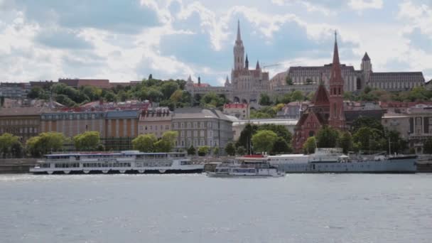 Állandó Felvétel Budapesti Mátyás Templom Budai Oldaláról Régiójáról — Stock videók