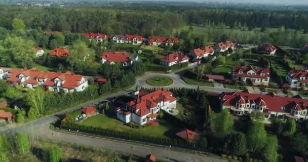 Vuelo Con Drones Dirección Izquierda Sobre Una Nueva Urbanización Los — Vídeo de stock