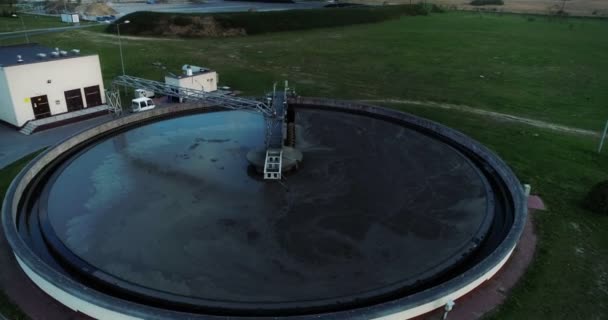 Aerial View Close Sewage Container Camera Moving Back — Stok Video