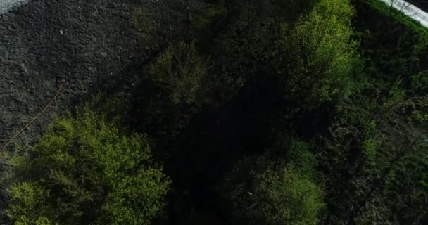 Let Dronem Nad Smetištěm Kamera Pohybuje Vpřed — Stock video