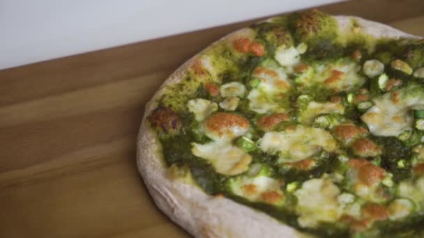 Slow Motion Pan Left Right Delicious Homemade Italian Pizza Sourdough — Stockvideo