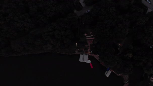 Drone Flying Large Mortar Fireworks Being Shot Lake 4Th July — Vídeos de Stock
