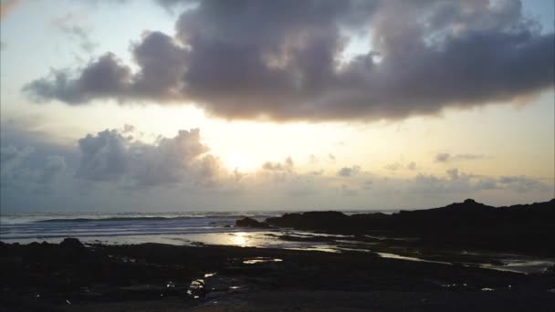 Проміжок Часу Заходу Сонця Хмарами Пляж Літнього Лабіринту Кукурудзяна Стіна — стокове відео