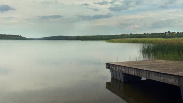 Passo Passo Lago Céu Nublado Desfasamento Temporal — Vídeo de Stock