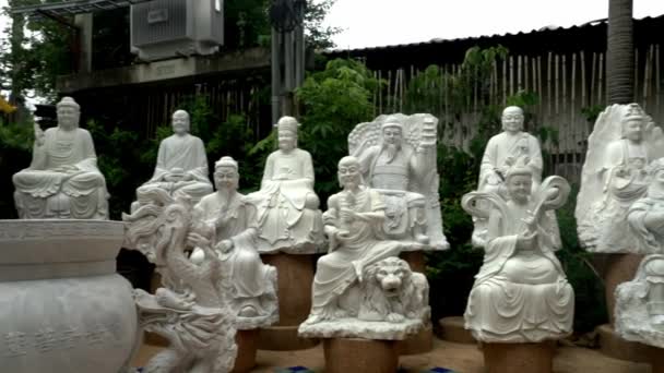 Looking Beautiful Temple Statues Temple Bangkok Slowmotion Angle — Stock Video