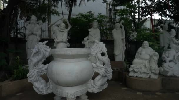 Дивлячись Чудові Статуї Храму Бангкоку Повільне Кут — стокове відео