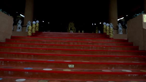 Looking Beautiful Temple Statues Temple Bangkok Slowmotion Angle — Stockvideo