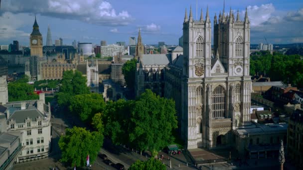 Aerial View London Including Westminster Abbey Big Ben Major Sights — Vídeo de stock