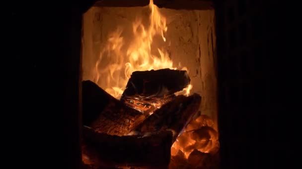 Woods Burning Tile Stove Cockle — Video