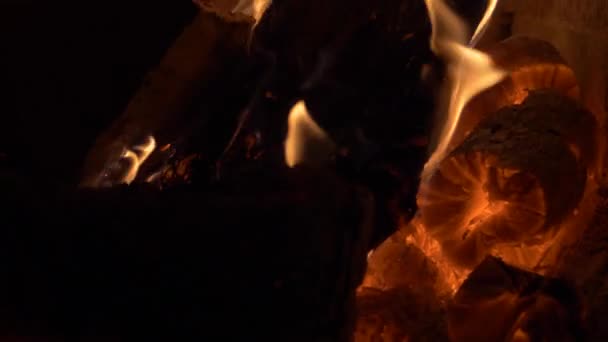 Closeup Burning Wood Tilting — Αρχείο Βίντεο