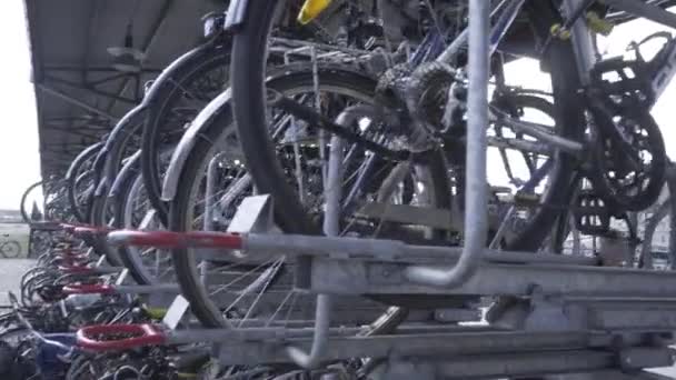 Multi Store Bike Cycle Parking Lot Sweden — Stock videók