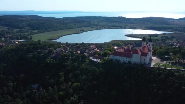 Beutiful Church Summer Lake Balaton Tihany Town Hungary Recorded Dji — Stok Video