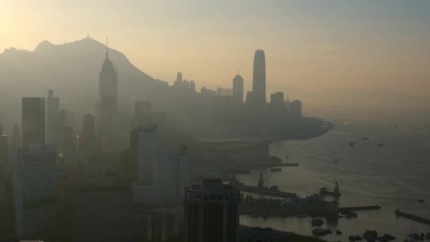 High View Overlooking Victoria Harbour Including Both Hong Kong Island — Vídeo de Stock