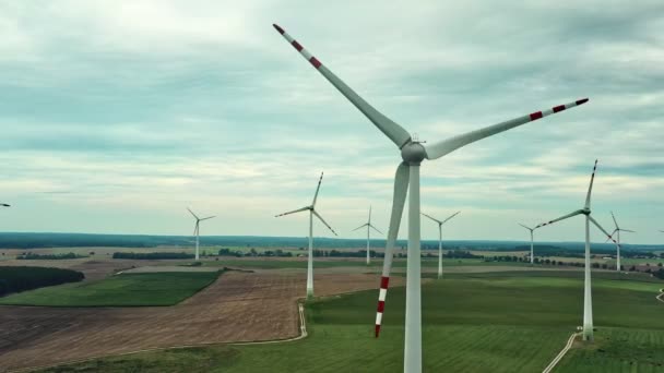 Wind Farm Drone Point View — Αρχείο Βίντεο