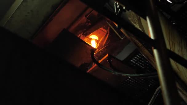 Burning Blanks Glass Bottles Industrial Stove Slowmotion Glassworks — 비디오