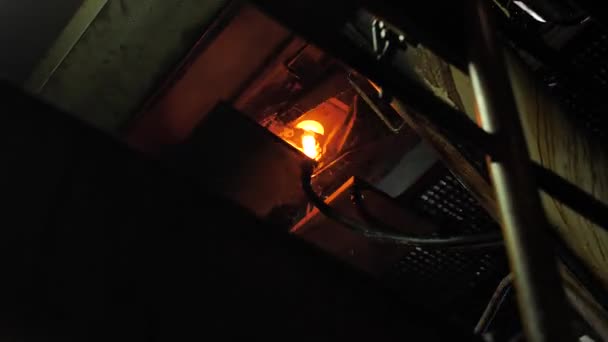 Burning Blanks Glass Bottles Industrial Stove Glassworks — Stockvideo