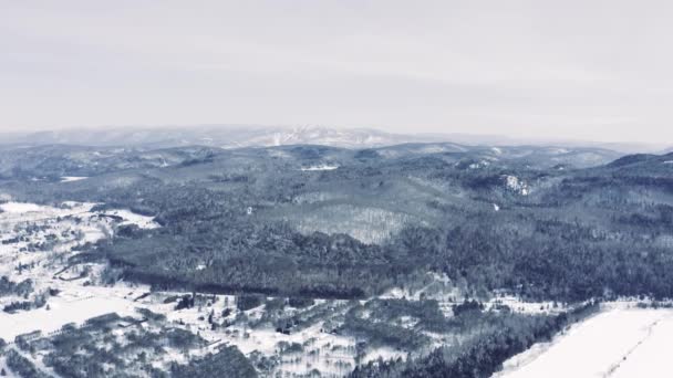 Winter Landscape Drone Flying Mountains Mont Tremblant Ski Resort Sequence — Vídeo de Stock