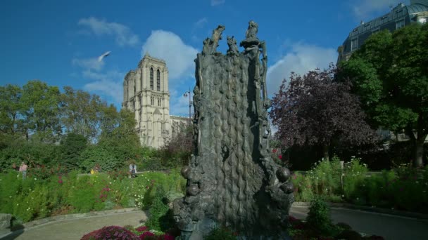 Square Rene Viviani Notre Dame Cathedral Background Paris France Fountain — Vídeos de Stock