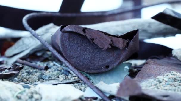 Rusty Old Corroded Cans Rubble Laying Floor Slider Shot — Vídeo de Stock