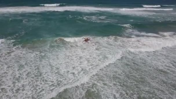 Trans Agulhas Race Racers Fight Shore Break Brenton Sea Aerial — стокове відео