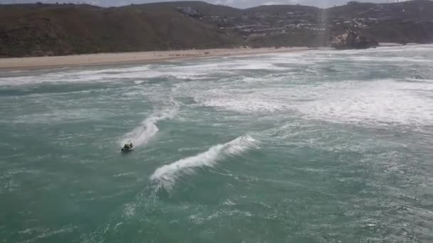 Trans Agulhas Race Racers Fly Shore Break Brenton Sea Aerial — Stock video