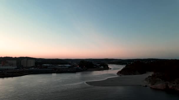 River Logen Pouring Ocean Larvik Norway Beautiful Sunset — Stock Video