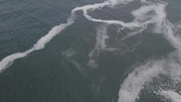 Powolne Nachylenie Morza Horyzontu Mglistym Szarym Oceanie Indyjskim — Wideo stockowe