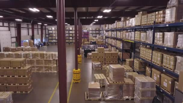 Aerial Shot Stacked Boxes Industrial Warehouse Sideways Motion — Vídeo de Stock