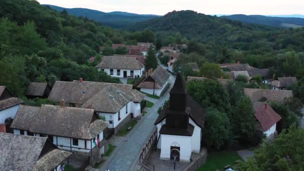 Drone Flies Historical Streets Holloko Hungary Sunset Drone Flies Slowly — Stockvideo