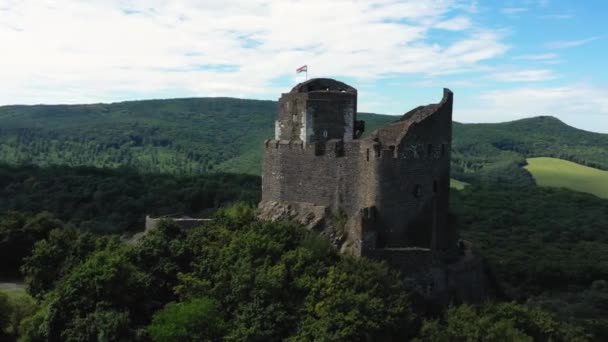 Drone Beelden Ruïnes Van Een Oud Kasteel Uit Middeleeuwen Bij — Stockvideo