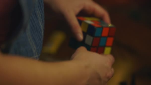 Unidentifiable Hand Plays Rubik Cube Gives Close — 비디오