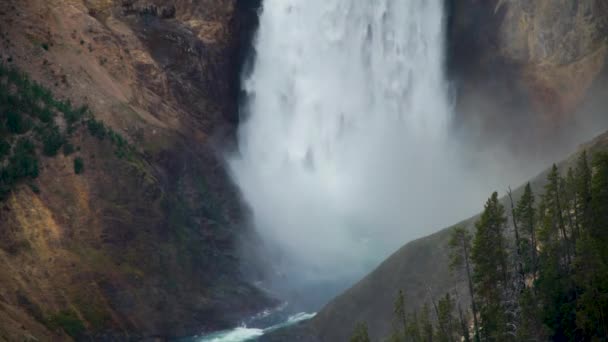 Der Grand Canyon Des Yellowstone Nationalparks Der Nähe Der Tropfzone — Stockvideo