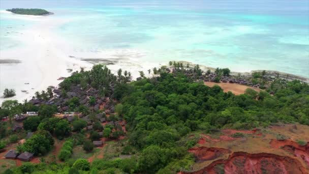 Fly Tropical Island Village Madagascar — ストック動画