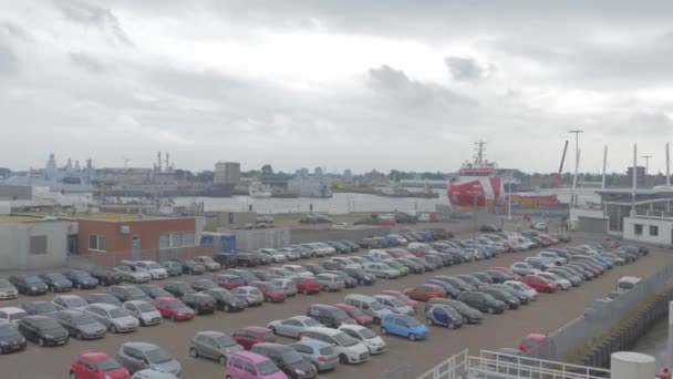 Tiro Alto Buque Estacionamiento Puerto — Vídeos de Stock
