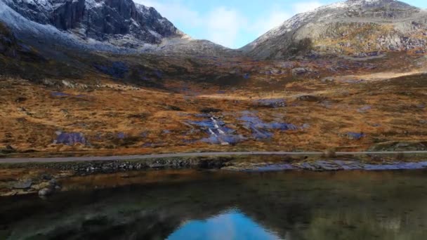 Droneshot Norway Waterfall Mountains Next Street — Stock Video