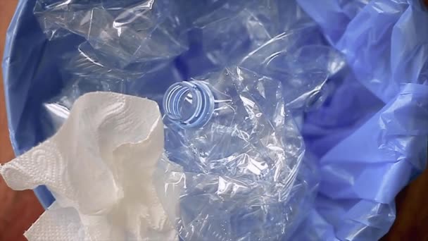 Reciclar Garrafas Plástico Papel Pronto Para Reciclar Imagens Estoque Vídeo — Vídeo de Stock